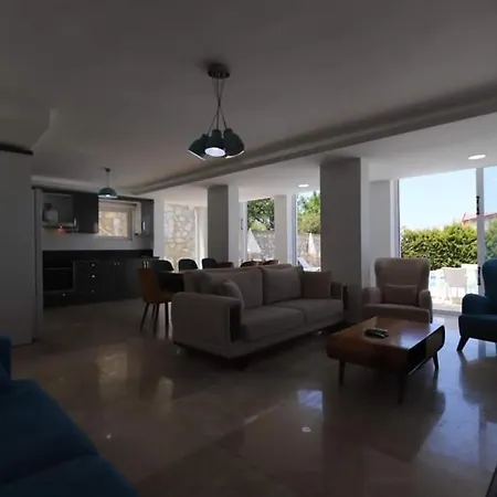 Βίλα Kemervilla